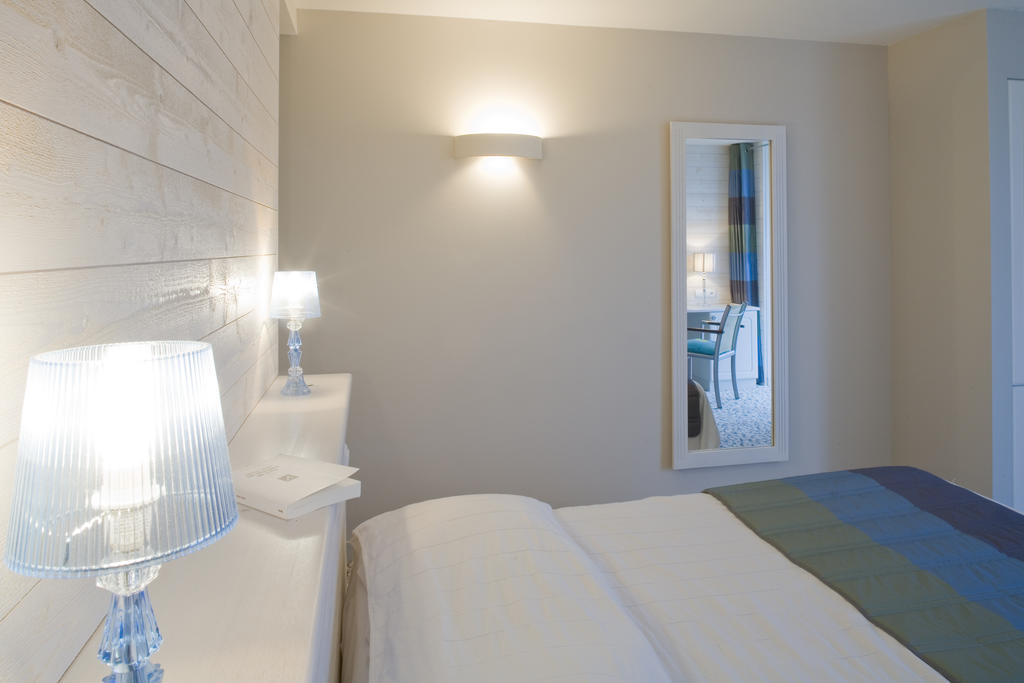 Logis Hotel Vent D'Iroise Plougonvelin Exteriör bild