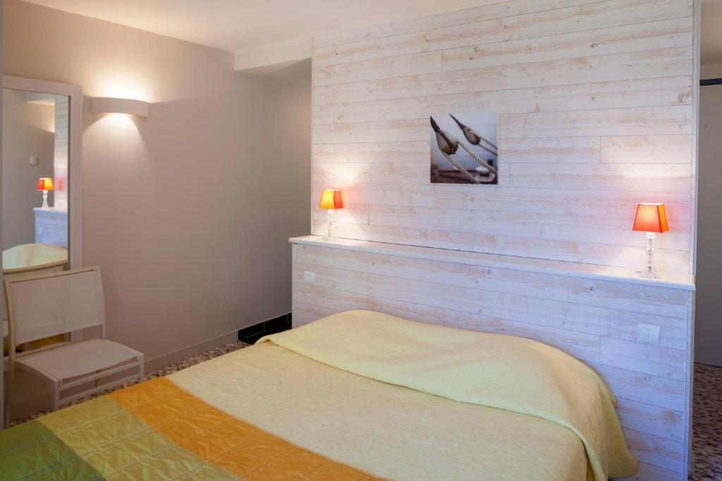 Logis Hotel Vent D'Iroise Plougonvelin Rum bild